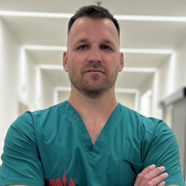 Spec. dr Marko Vujačić