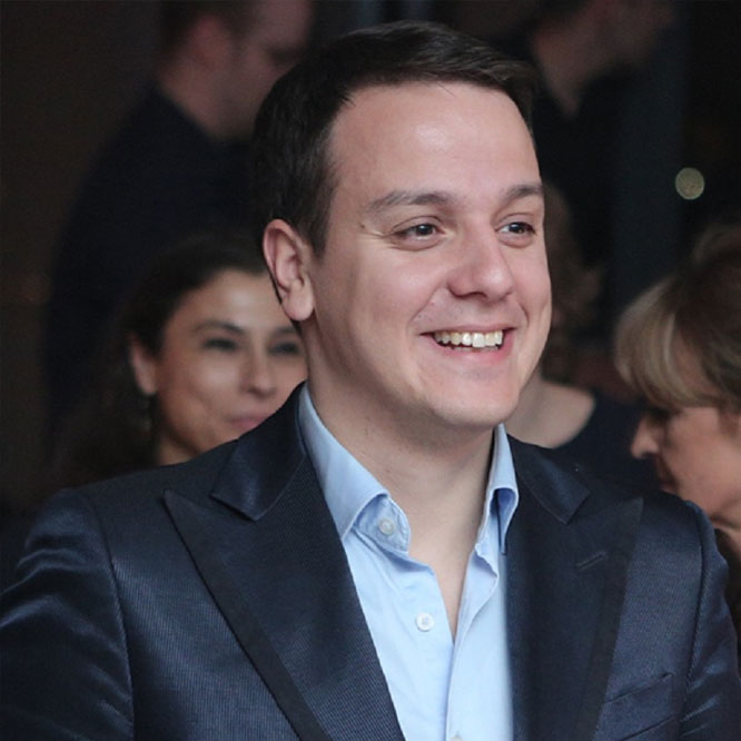 Spec. dr Miloš Braćanović